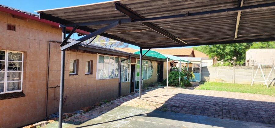 4 Bedroom Property for Sale in Elandia North West